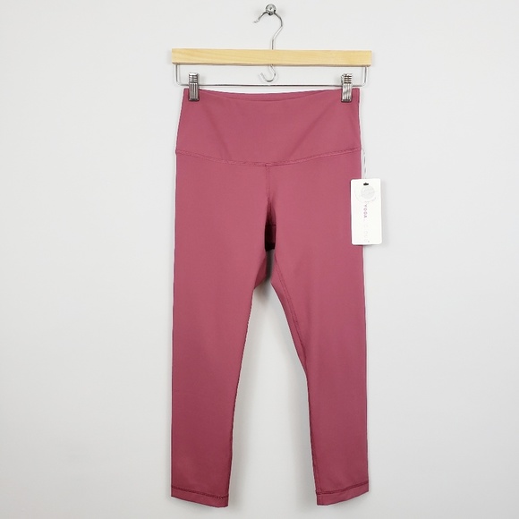 Yogalicious Pants - 🆕️Yogalicious Buttery Soft High-Rise Crop Legging